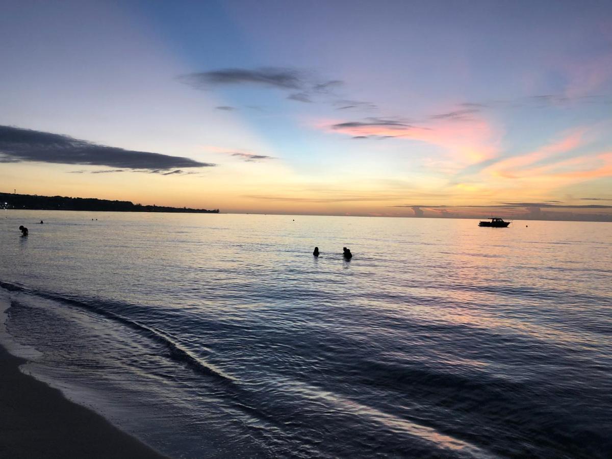 Marriott White Sands, Beachfront Condo At Negril Beach Club 外观 照片